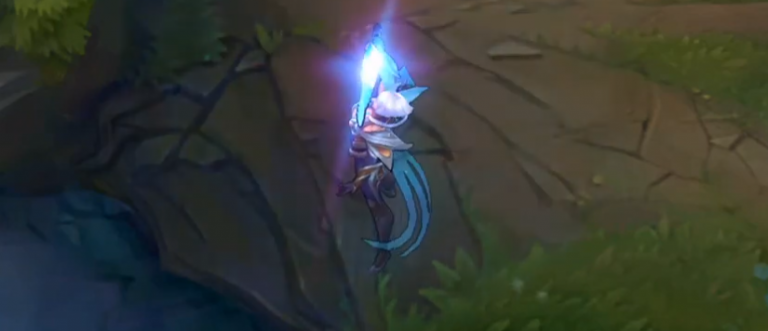 Dawnbringer Riven Chroma Skin League Of Legends Skin